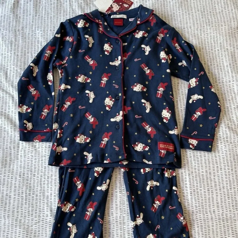 Zara sanrio hello
